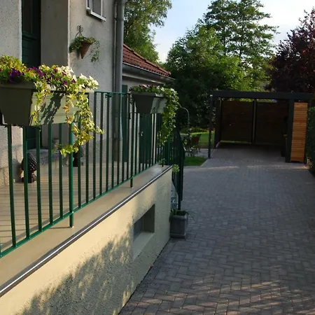 Haus In Der Gartenstadt Bottrop Buitenkant foto